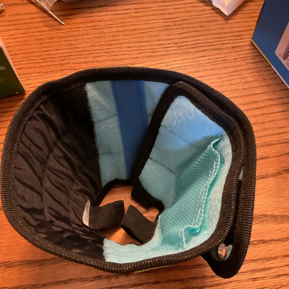 Cat comfort collar